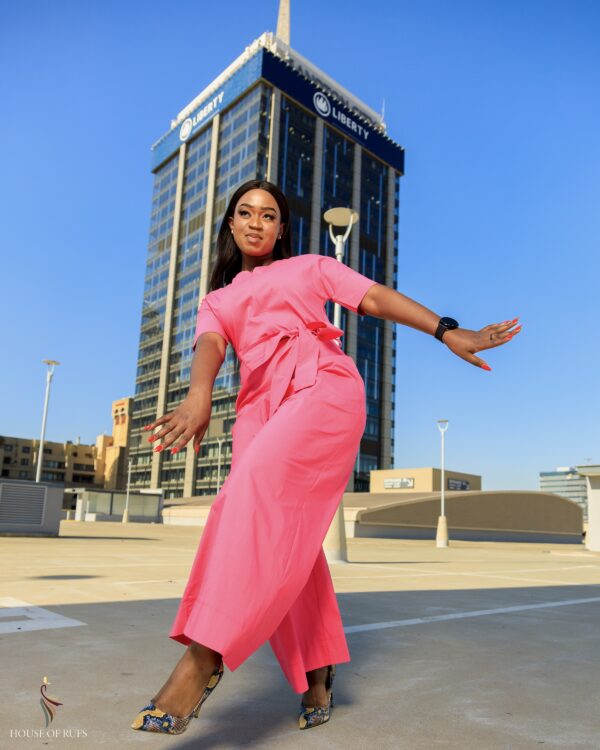 Pink Linen jumpsuit with pockets and belt - Image 5