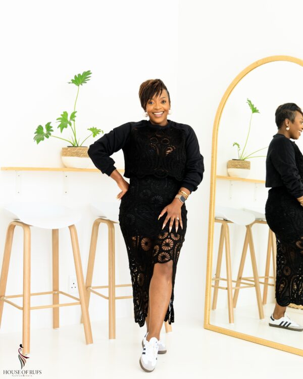 Black crochet/embroidered skirt and crop Twinset - Image 3
